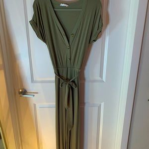 Super soft & stretchy olive flowy romper size S